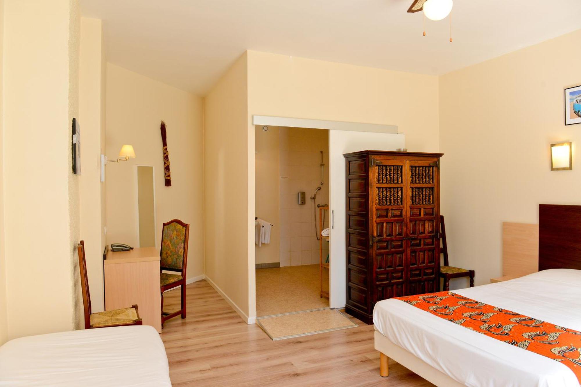 Logis Hostellerie Du Neez Gan Kültér fotó