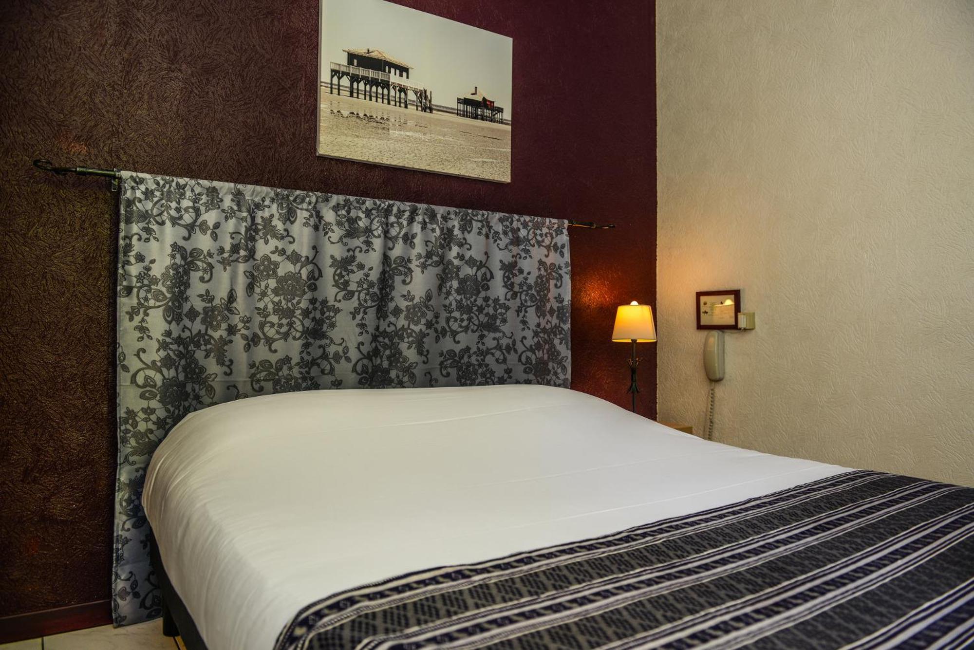 Logis Hostellerie Du Neez Gan Kültér fotó